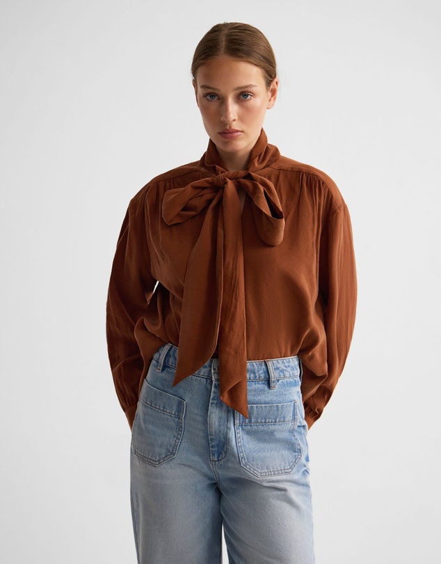 Oxford - Jenna Rayon Blend Scarf Neck Top