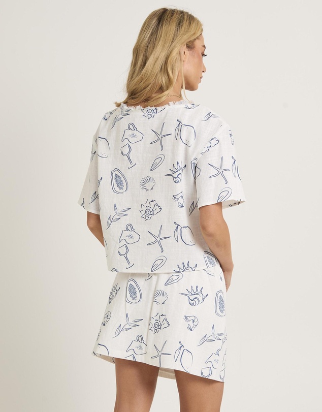 Subtitled - Laine Tie Front Blouse