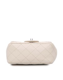 Pre-Loved by Azura Reborn - Pre-Loved chanel Quilted Shoulder Bag with Chain Strap and Turn-Lock Fastening