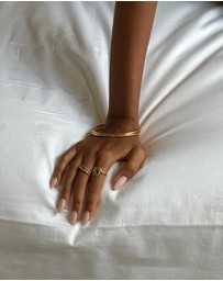 HOUSE OF SLANI - Slim Croissant Gold Ring