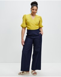 The Social Outfit - Linen Crush Wrap Top