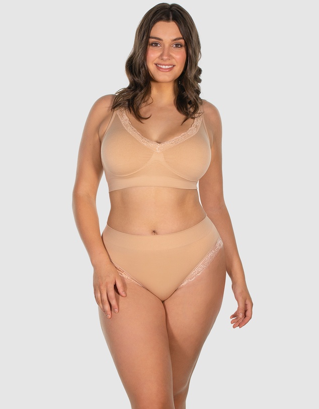 B Free Intimate Apparel - Lace Minimiser Bra (C-D-DD-E-F) Cup