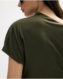Minima Esenciales - Ise Macrame Belt Maxi Dress