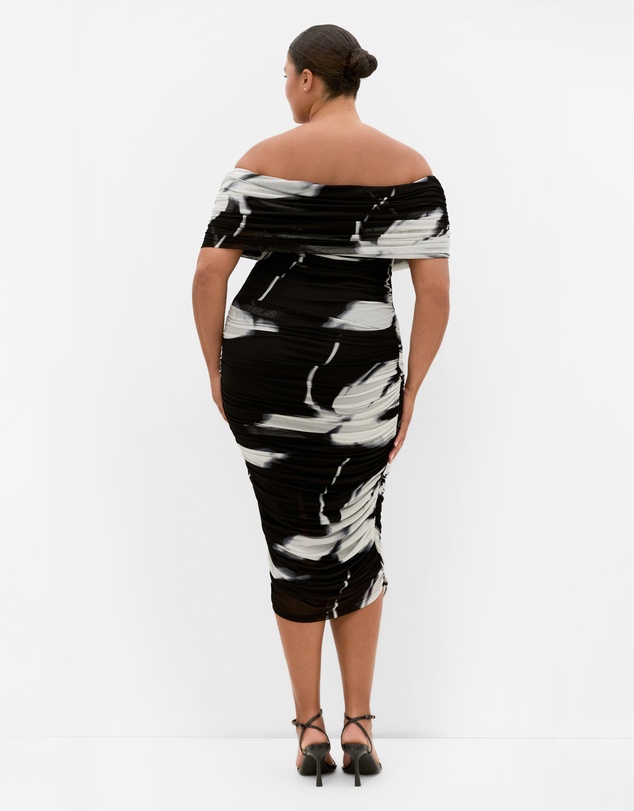 City Chic - Plus Size Dana Blur Print Mesh Skirt - black