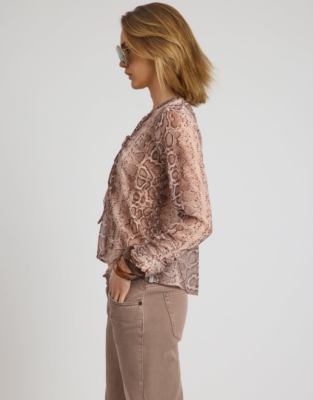 ONE TEASPOON - Brandy Sheer Chiffon Keyhole Long Sleeve Top - Cognac Snake