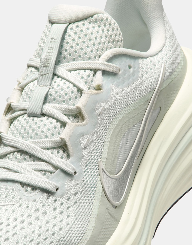 Nike - Winflo 12 - Women's