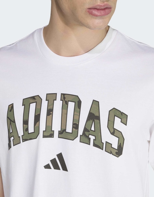 adidas Sportswear - CAMO SCRIPT GRAPHIC T-SHIRT Mens