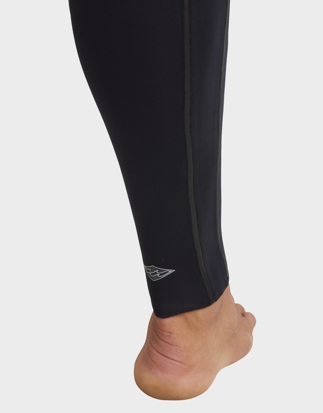 Billabong - Mens 3/2mm Revolution Chest Zip Steamer Wetsuit