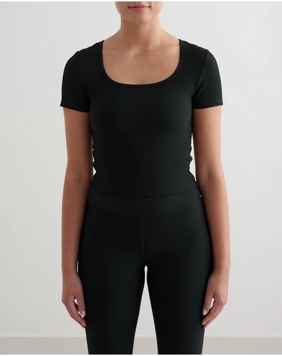 Aim'n - Ribbed Performance Short Sleeve Top