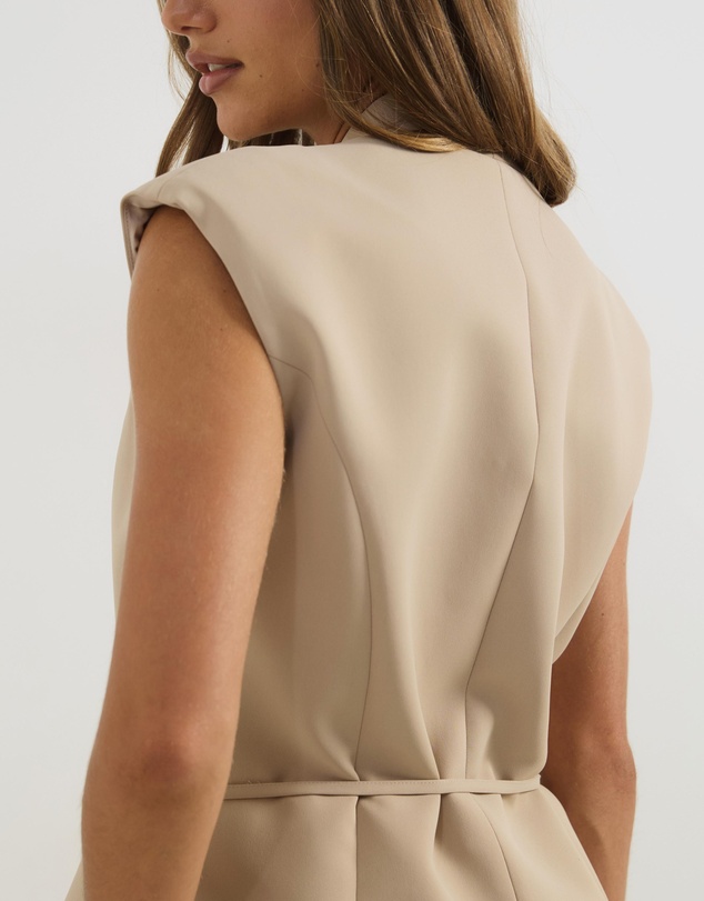 Atmos&Here - Marnie Sleeveless Blazer With Extended Shoulder