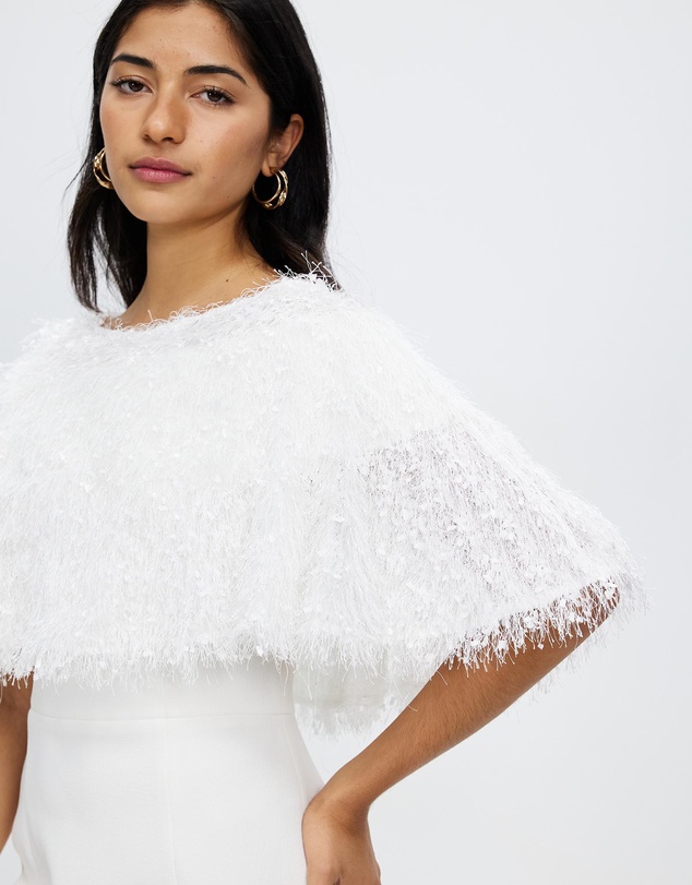 Unreal Fur - Pluma Cape