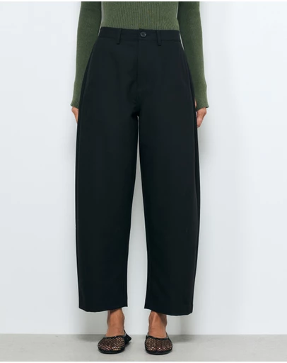 AERE - Brody Tailored Barrel Leg Pants