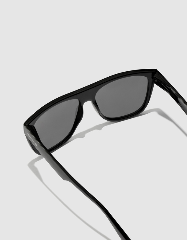 Hawkers Co - Hawkers - Polarized Black Runway Sunglasses For Men And Women UV400