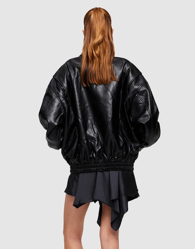 Lioness - Kenny Bomber