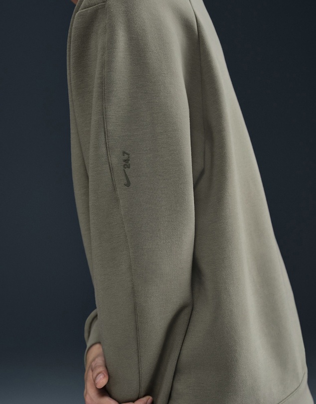 Nike - 24.7 Impossiblysoft Dri-FIT Crew