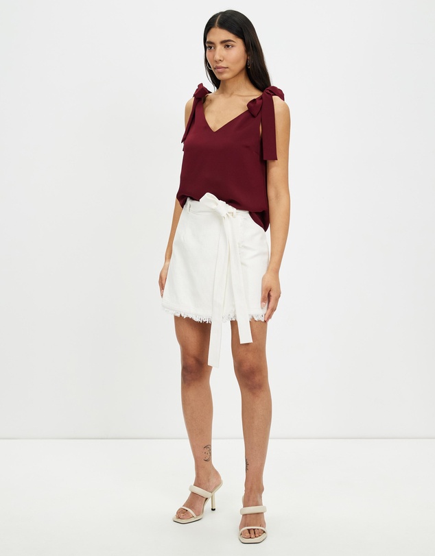 Belle & Bloom - Feel For You V-Neck Top