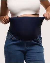 Soon Maternity - Straight Leg Overbelly Jeans