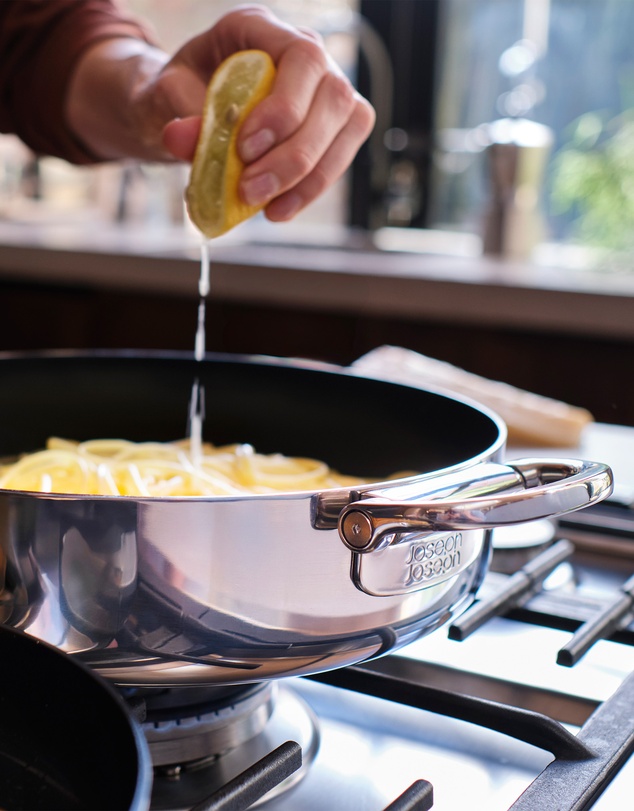 Joseph Joseph - Space Steel 2-piece Non-stick Stainless-steel Frying Pan Set with Folding Handles