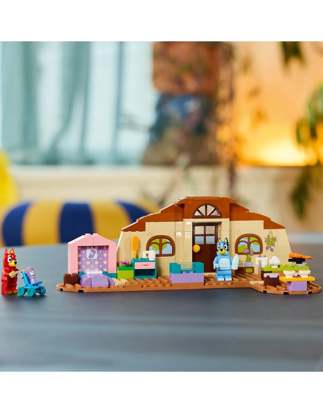 LEGO - 11221 School with Rusty and Bluey
