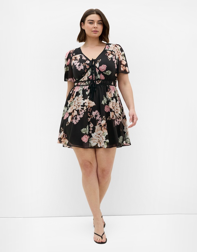 City Chic - Plus size Cara Floral Print Mini Dress - black