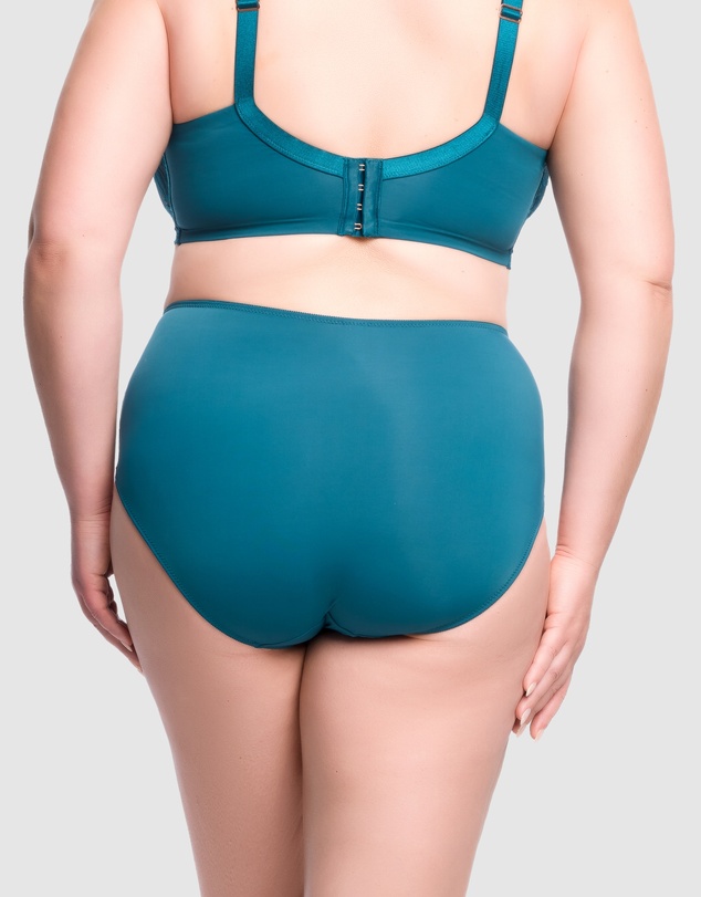 Sainted Sisters - Zhara Full Brief