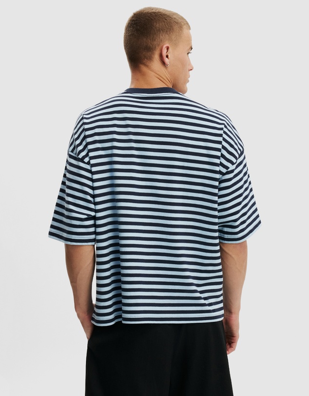 Cotton On - Cropped Fit T-Shirt
