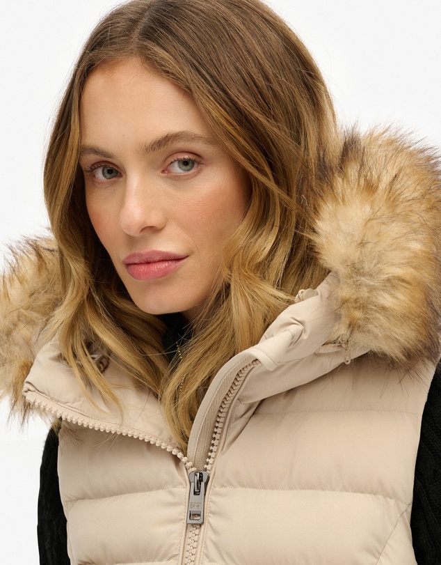 Superdry - Fuji Faux Fur Hooded Slim Fit Gilet