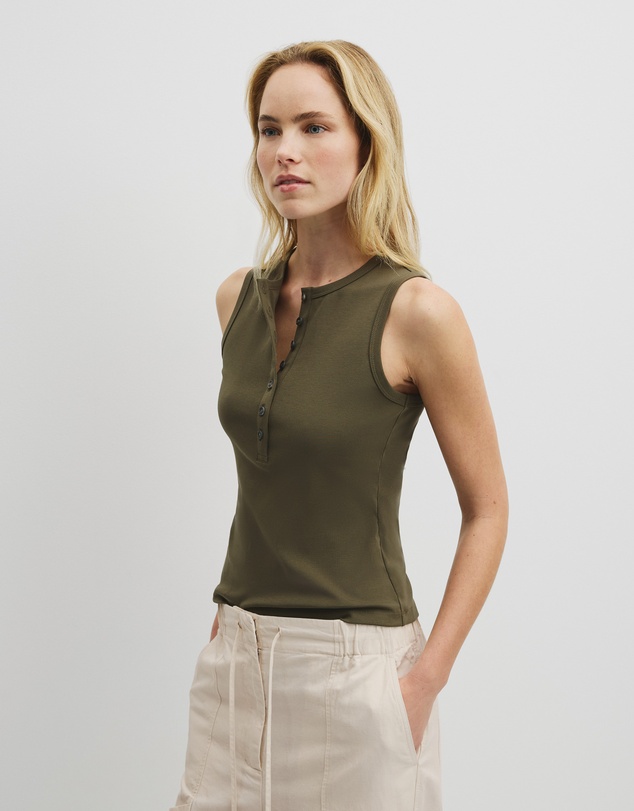 Country Road - Henley Tank