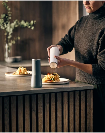 Joseph Joseph - Milltop™ Non-spill Salt & Pepper Mill Set (Grey)