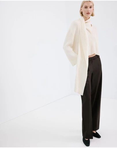 M.N.G - Wide-Leg Mid-Rise Pleated Trousers