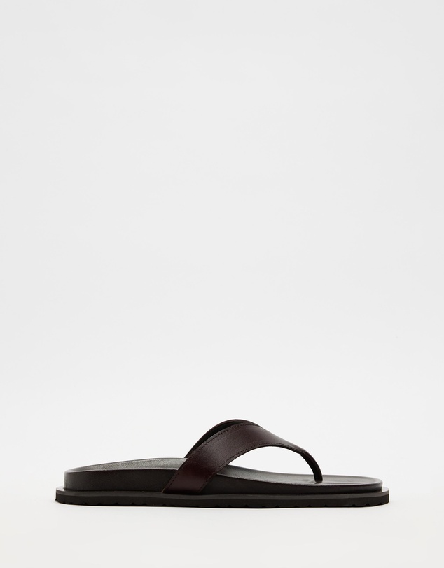 Atmos&Here - Azure Leather Thong Sandals