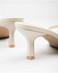 RAID - Ginni heeled mules with bow in Cream