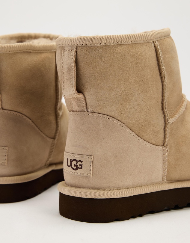 UGG - Classic Mini Boots - Men's