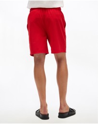 Superdry - Essential 17