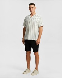 yd. - Pantheon Stripe Shirt