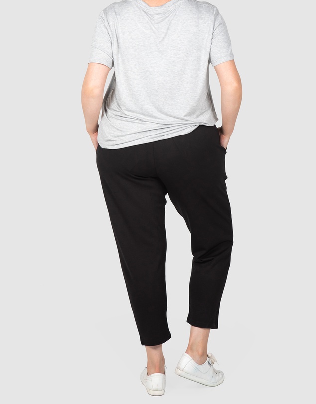 Love Your Wardrobe - Isla Knit Ponte Crop Pants