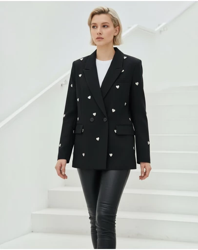 Mossée - Kaia Oversize Heart Blazer