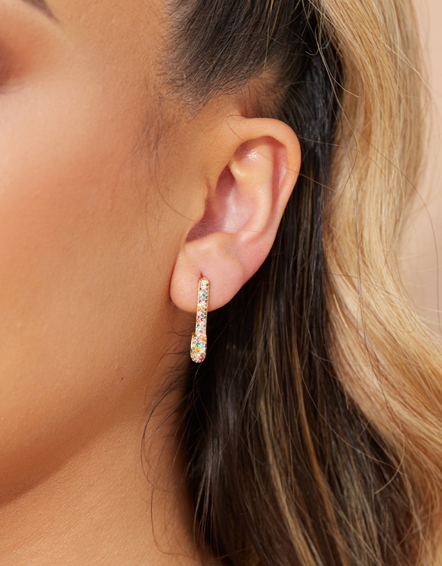 Izoa - Apres Safety Pin Huggie Earrings