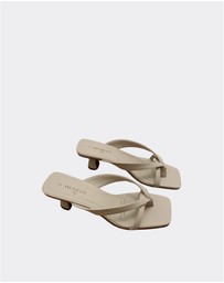 Human - Foxx Kitten Sandals - Women's