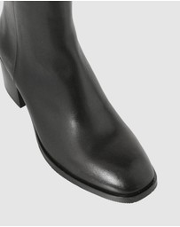 S by Sempre Di - Nariman Ankle Boots