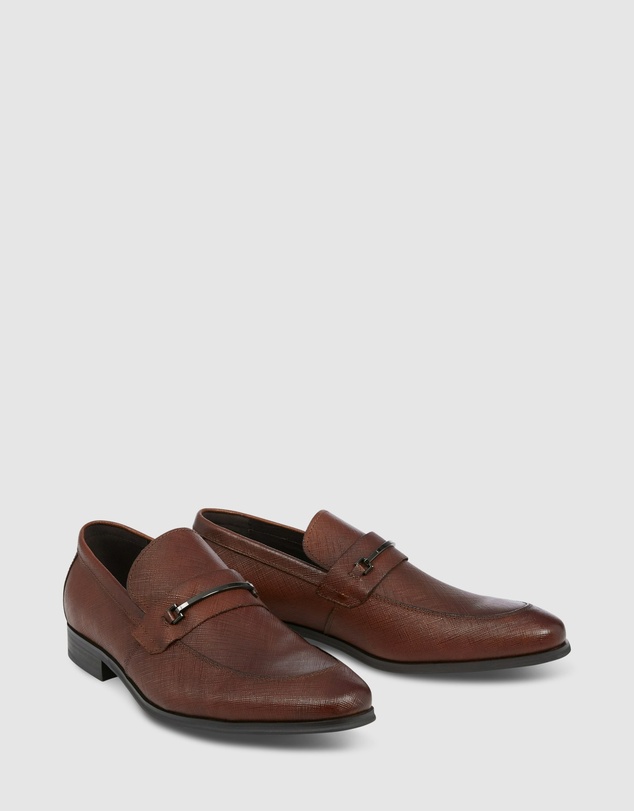 yd. - Riccardo Textured Leather Loafer