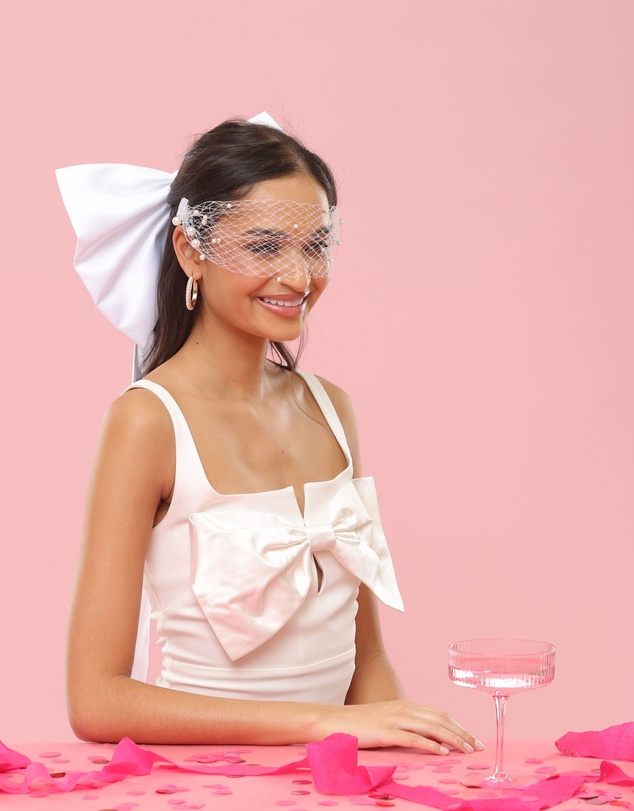 Morgan & Taylor - Venus Birdcage Veil 