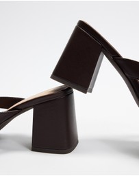 Dazie - Julia Block Thong Heels