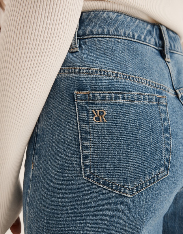 Review - Isla Crop Jean