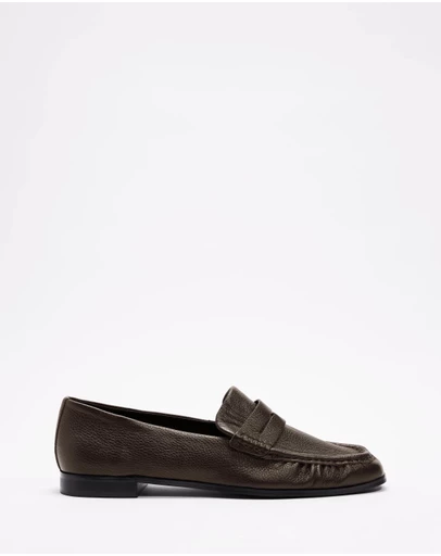 AERE - Classic Leather Loafers