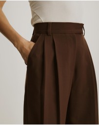Atmos&Here - Lottee Pleated Pants