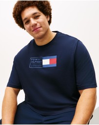 Tommy Hilfiger - Brand Love Box Text T-Shirt