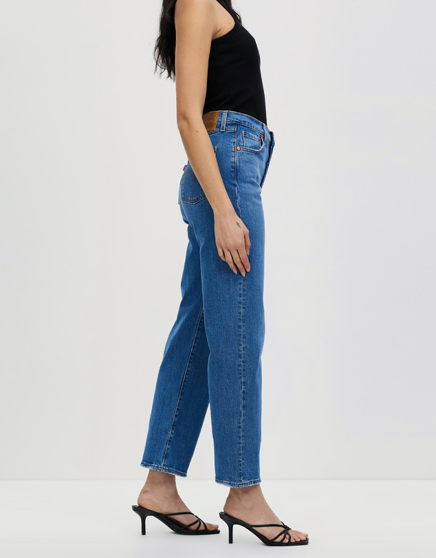 Levi's - Ribcage Straight Ankle Jeans