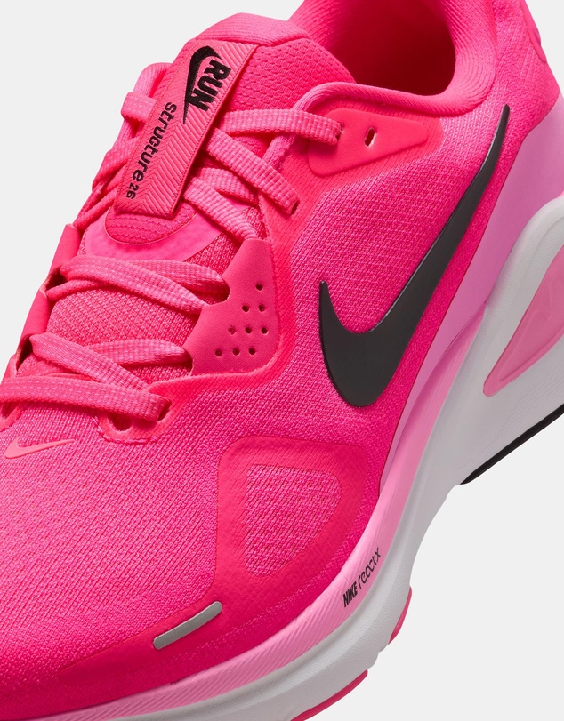 Nike - Structure 26 - Women's