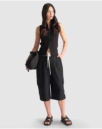 Decjuba - D-Luxe Logo Waistband Shorts
